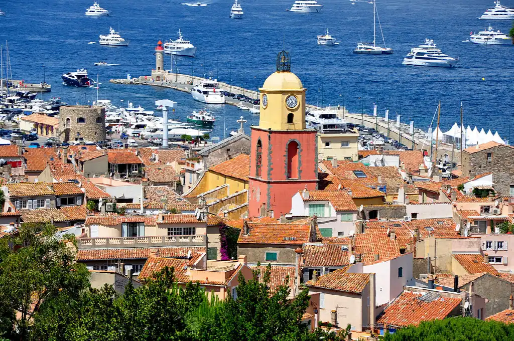 Saint-Tropez – autista privato in Costa Azzurra